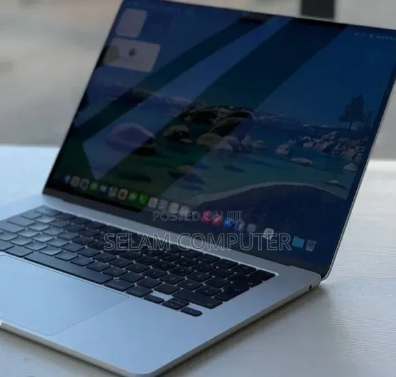 New Laptop Apple MacBook Pro M1 8GB Apple M2 SSD 512GB