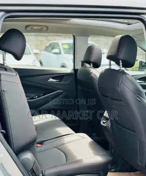 Chevrolet Orlando 2022 Black