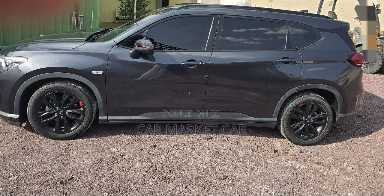Chevrolet Orlando 2022 Black
