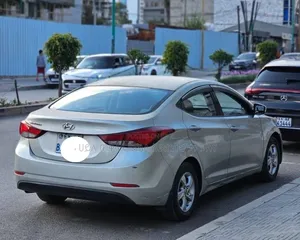 Hyundai Elantra 2015 Pink