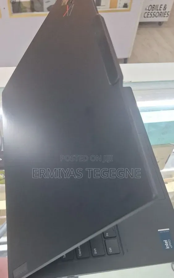 New Laptop Lenovo ThinkPad X1 Carbon 16GB Intel Core Ultra 7 SSD 512GB