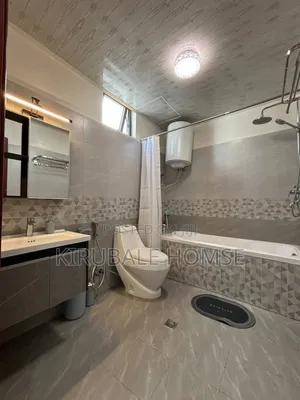 5bdrm Villa in Semit, Bole for rent