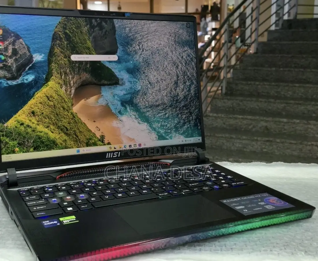 New Laptop MSI 32GB Intel Core i9 SSD 1T