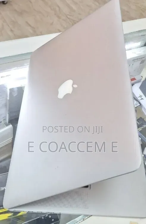 Laptop Apple MacBook 16GB Intel Core i7 SSD 256GB