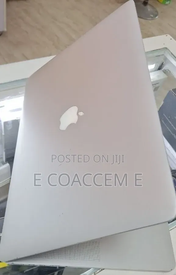 Laptop Apple MacBook 16GB Intel Core i7 SSD 256GB