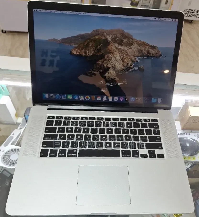 Laptop Apple MacBook 16GB Intel Core i7 SSD 256GB