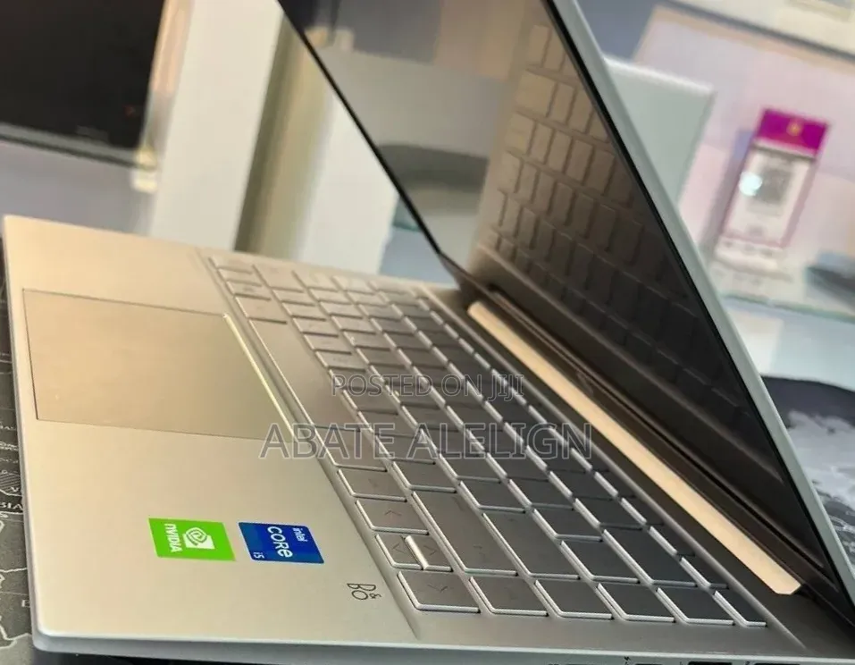New Laptop HP Pavilion 14 16GB Intel Core i5 SSD 512GB