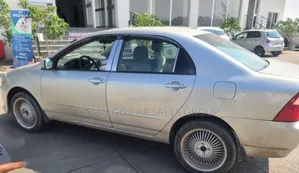 Toyota Corolla 2005 Silver