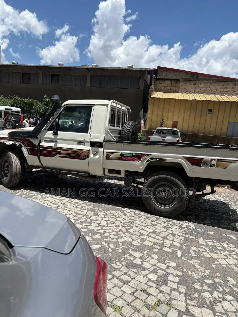 Toyota Land Cruiser 2012 White