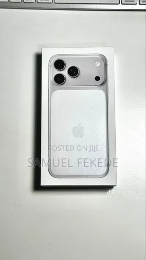 New Apple iPhone 17 Pro Max 256 GB Silver