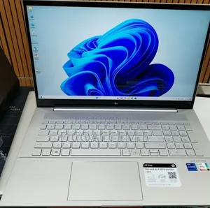 New Laptop HP 12GB Intel Core i7 SSD 512GB