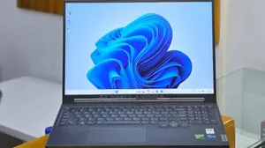New Laptop Lenovo Legion 5 16GB Intel Core i7 SSD 1T