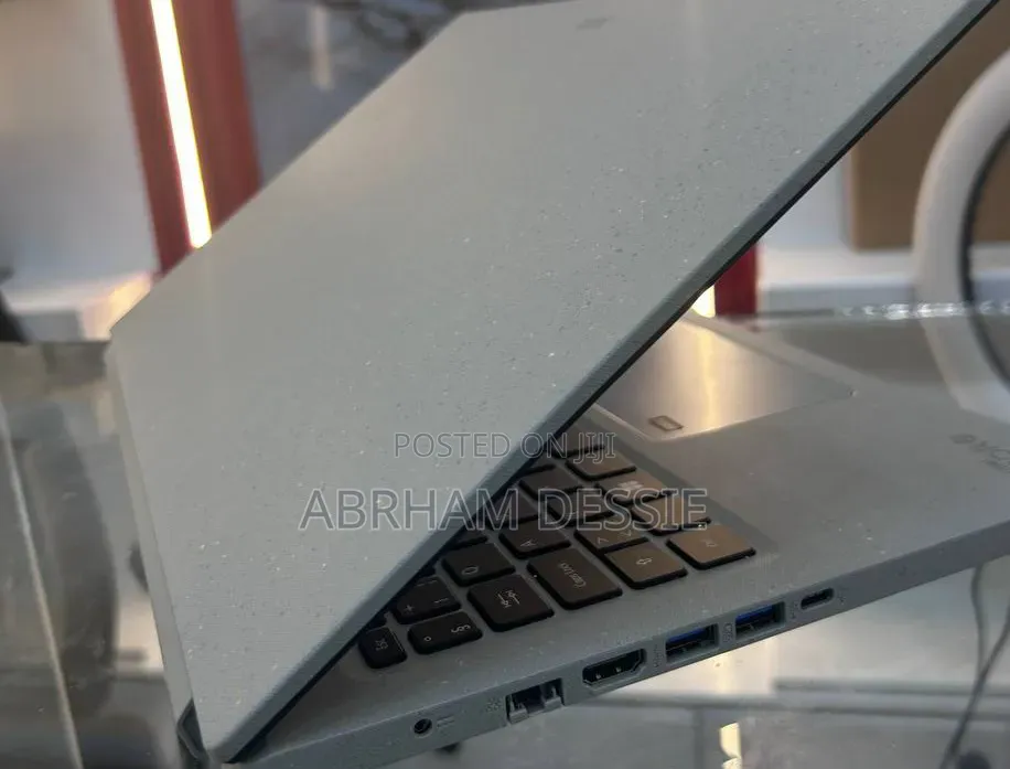 New Laptop Acer 16GB Intel Core i7 SSD 1T