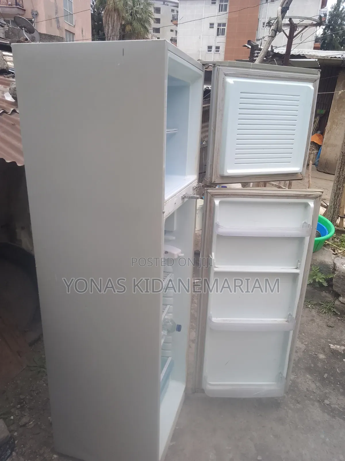 Refrigerator