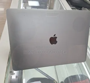 New Laptop Apple MacBook Air 2018 8GB Intel Core i5 SSD 128GB
