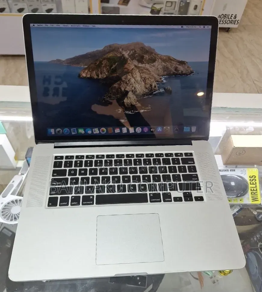 New Laptop Apple MacBook Pro 2014 16GB Intel Core i7 SSD 256GB