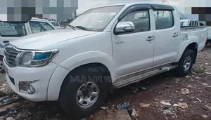 Toyota Hilux 3.0 D-4D 4x4 2014 White