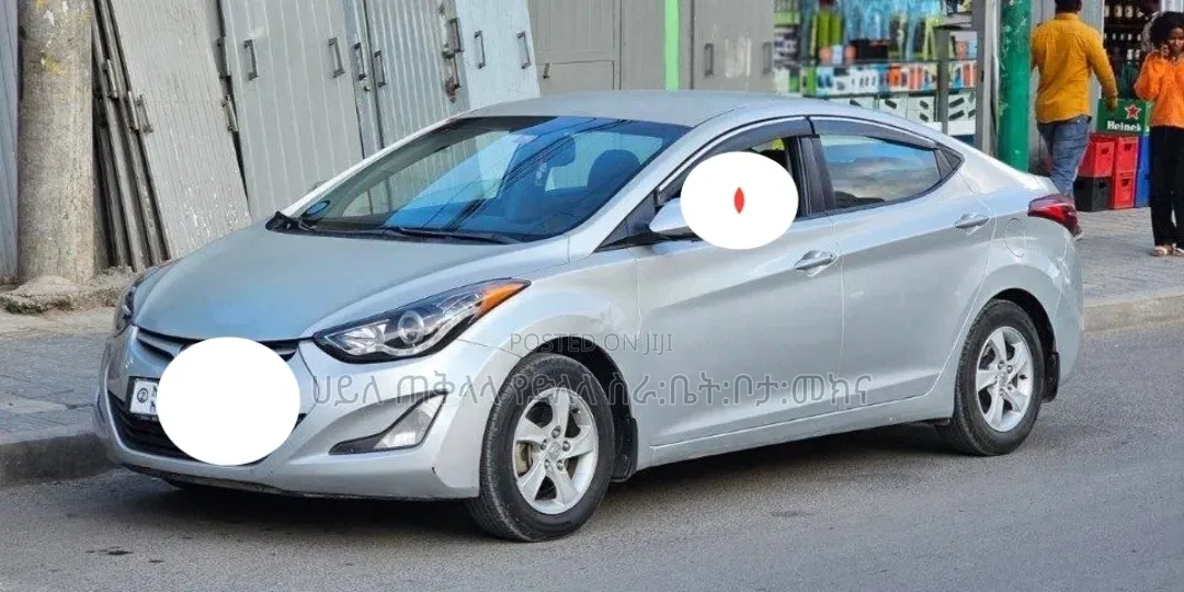 Hyundai Elantra 2015 Pink