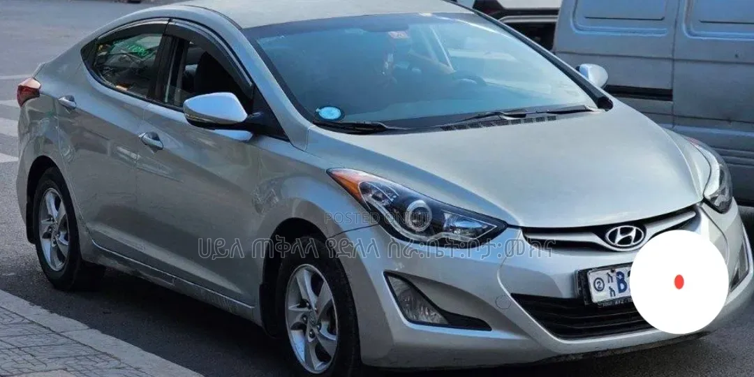 Hyundai Elantra 2015 Pink