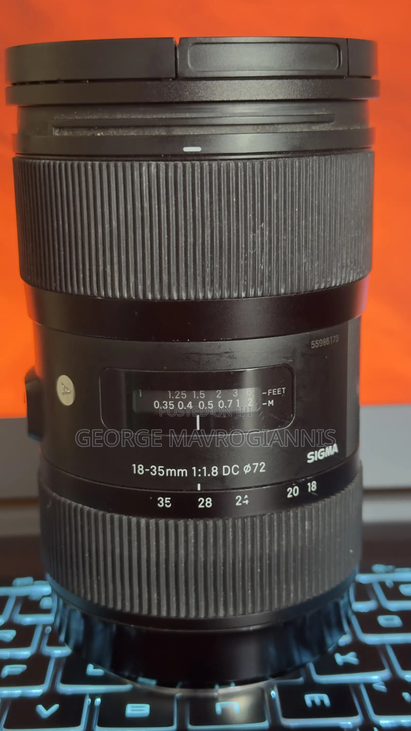 Sigma Crop 18-35mm F1.8 Dc HSM Wide Angle Zoom for Canon Ef Mount