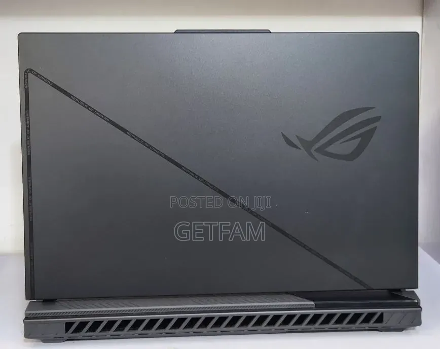 New Laptop Asus ROG Strix G15 16GB Intel Core i9 SSD 1T