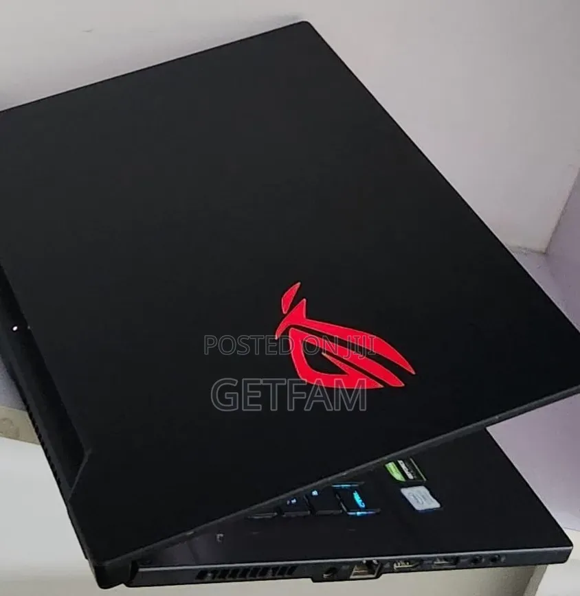 New Laptop Asus ROG Zephyrus G15 16GB Intel Core i7 SSD 512GB
