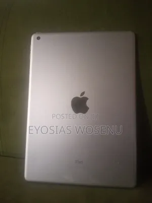 Apple iPad 5 (2022) 128 GB White