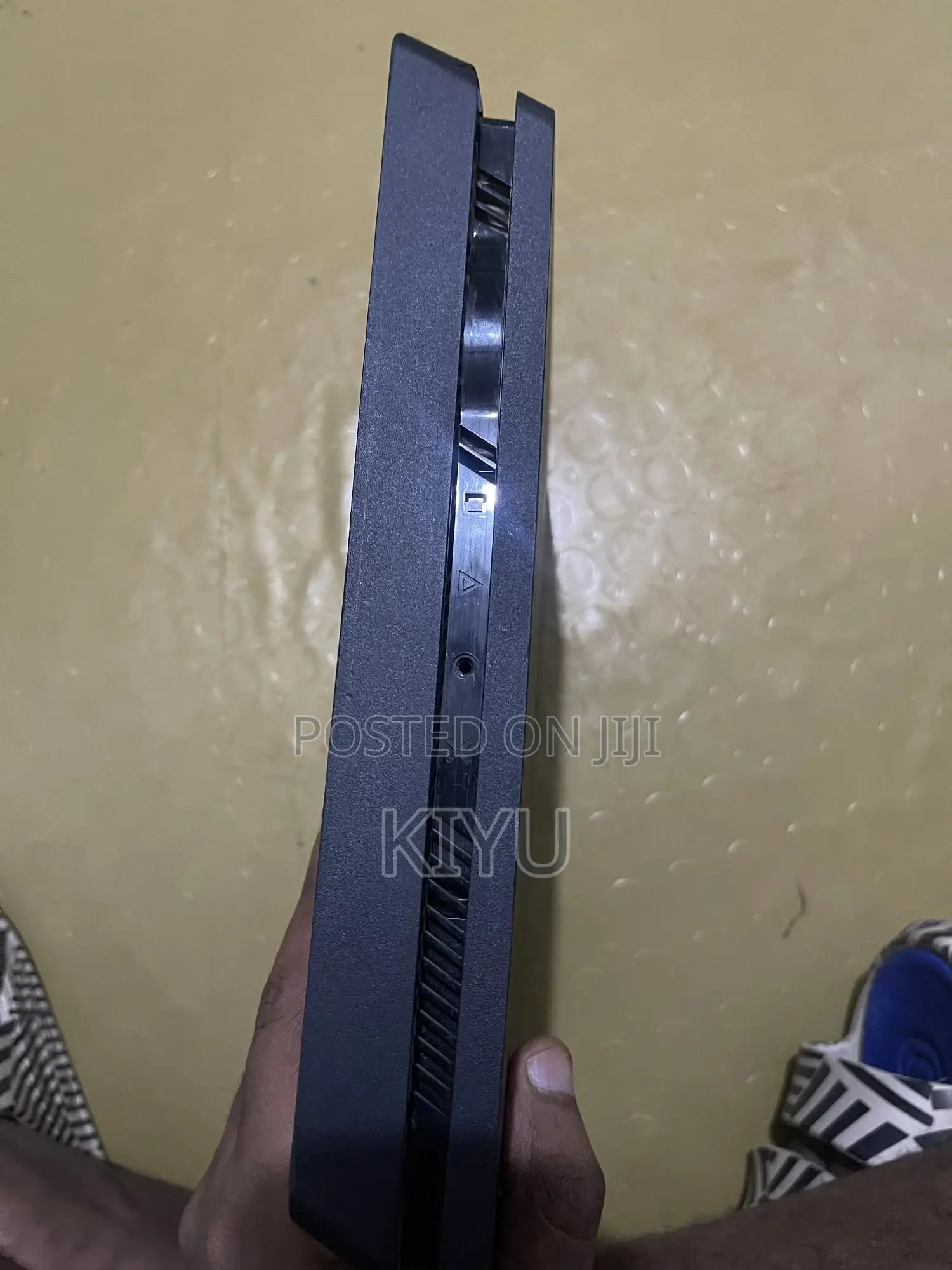 Slim Ps4 ,500 Gb