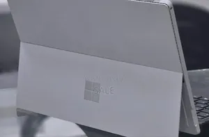 New Laptop Microsoft Surface Pro 4 8GB Intel Core i5 SSD 256GB
