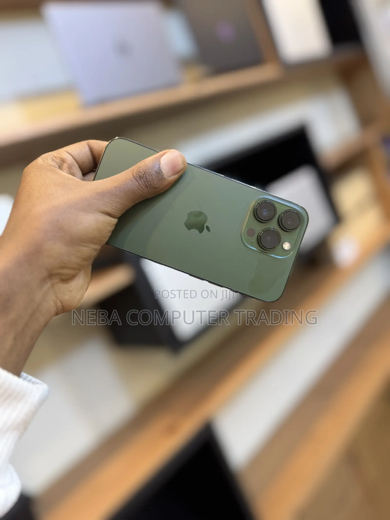New Apple iPhone 13 Pro 256 GB Green