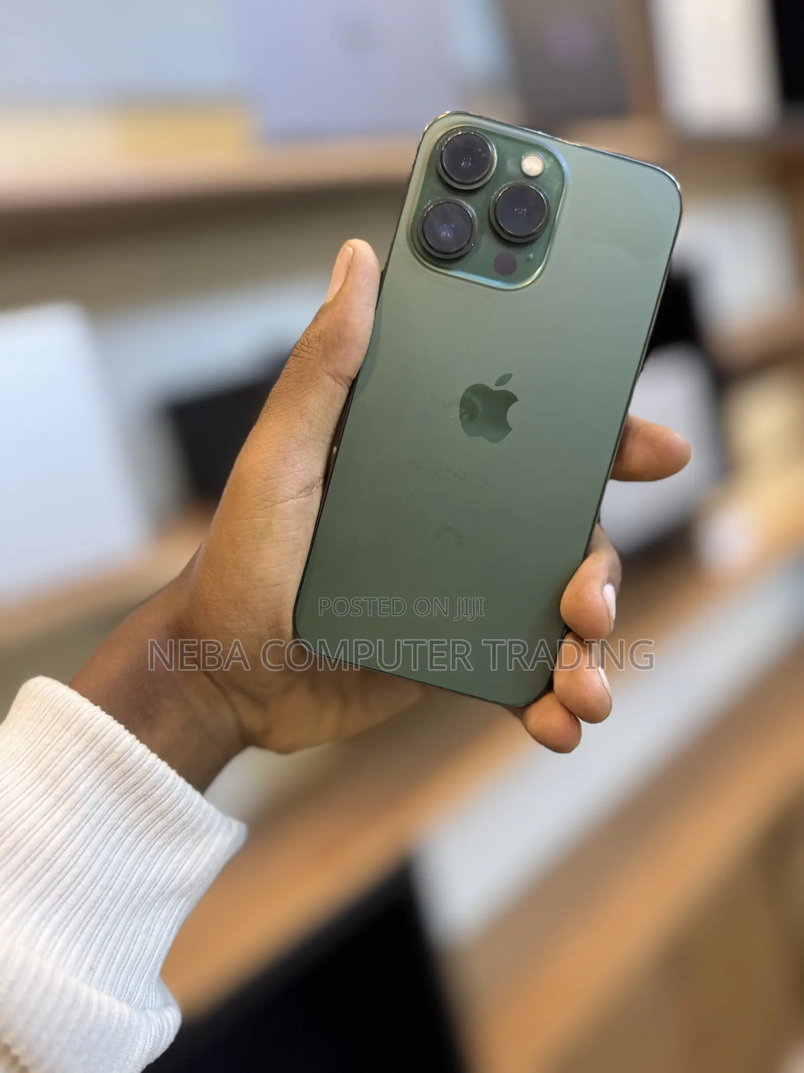 New Apple iPhone 13 Pro 256 GB Green
