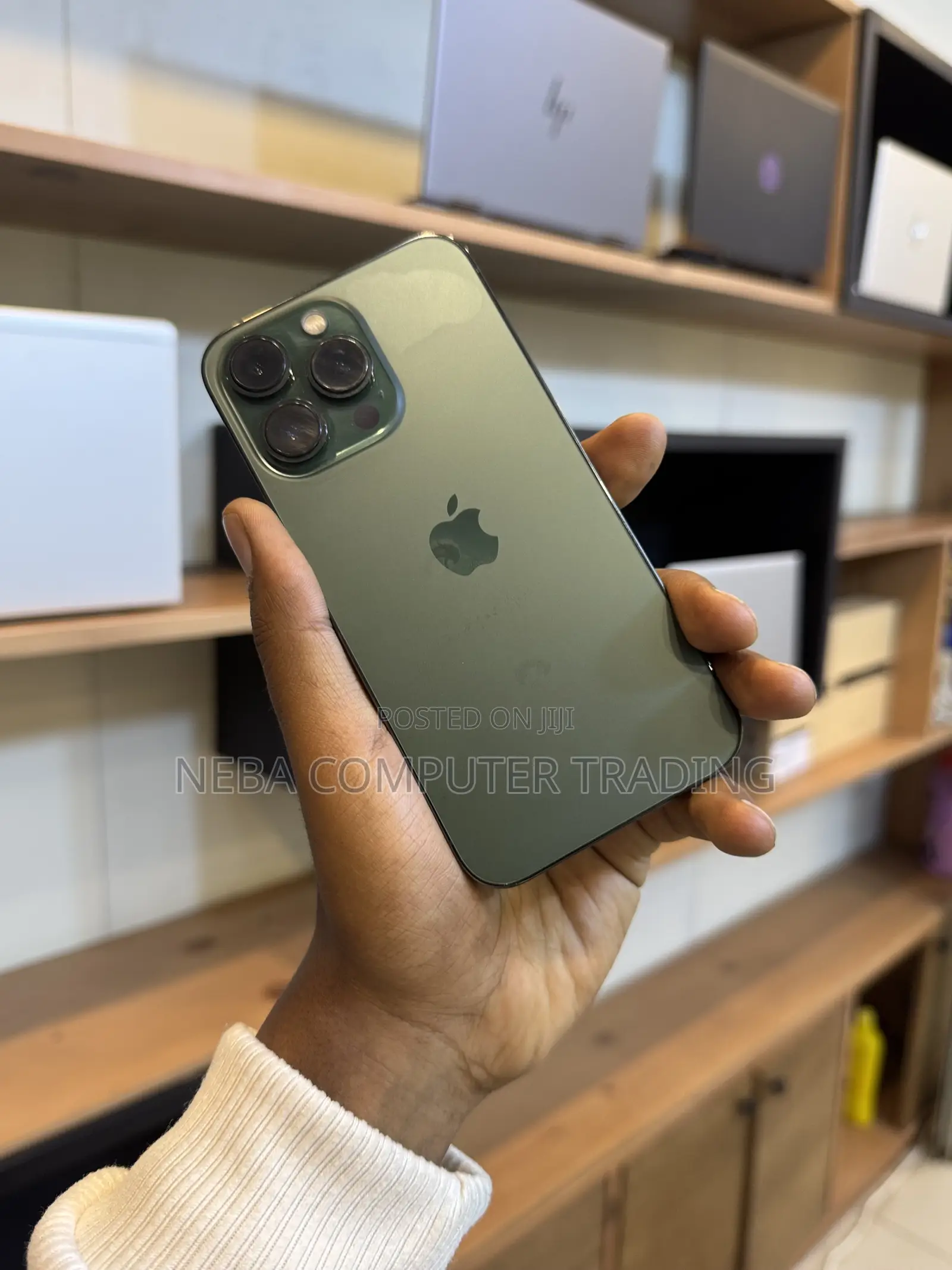 New Apple iPhone 13 Pro 256 GB Green