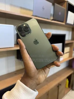 New Apple iPhone 13 Pro 256 GB Green