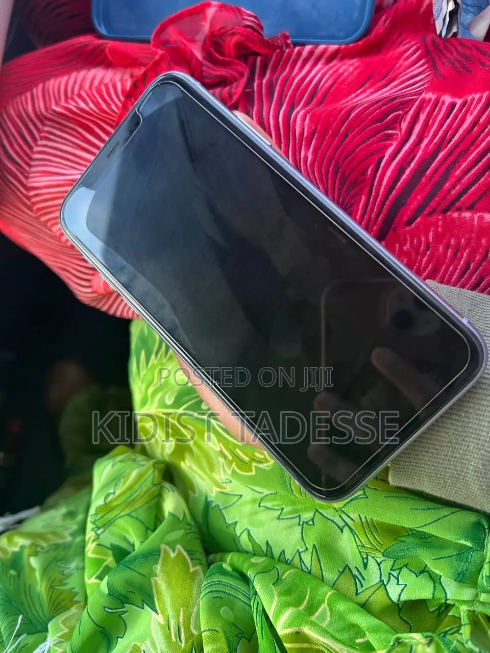 Apple iPhone 11 64 GB Purple