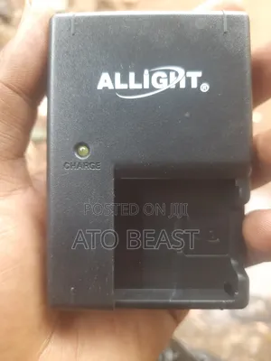 Allight Camera Battery Charger Used to Recharge Lithium-Ion Batteries