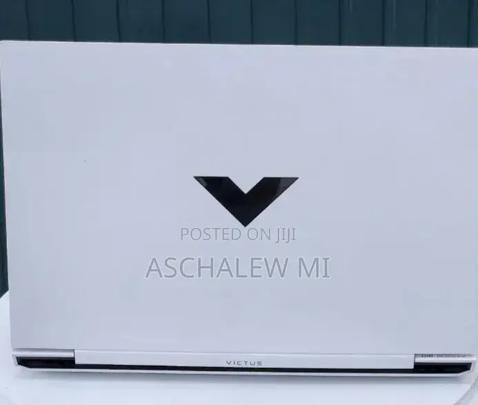 New Laptop HP Victus 15 16GB Intel Core i7 SSD 512GB