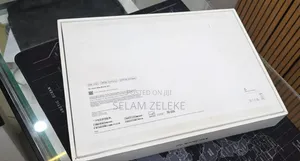 New Laptop Apple MacBook Air 2025 M4 15-inch 16GB Apple M4 SSD 256GB