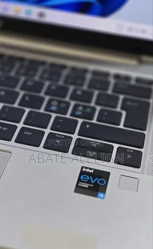 New Laptop HP EliteBook 830 G8 16GB Intel Core i7 SSD 512GB