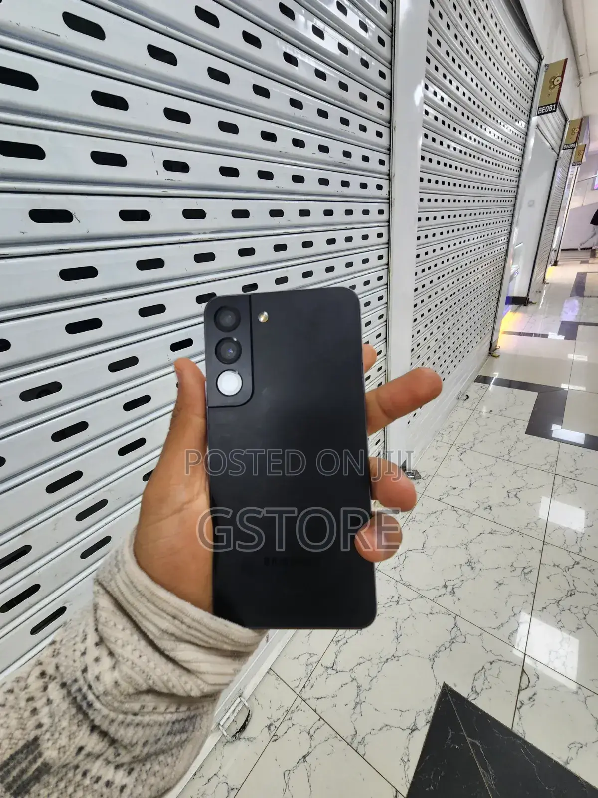 New Samsung Galaxy S22 5G 256 GB Black