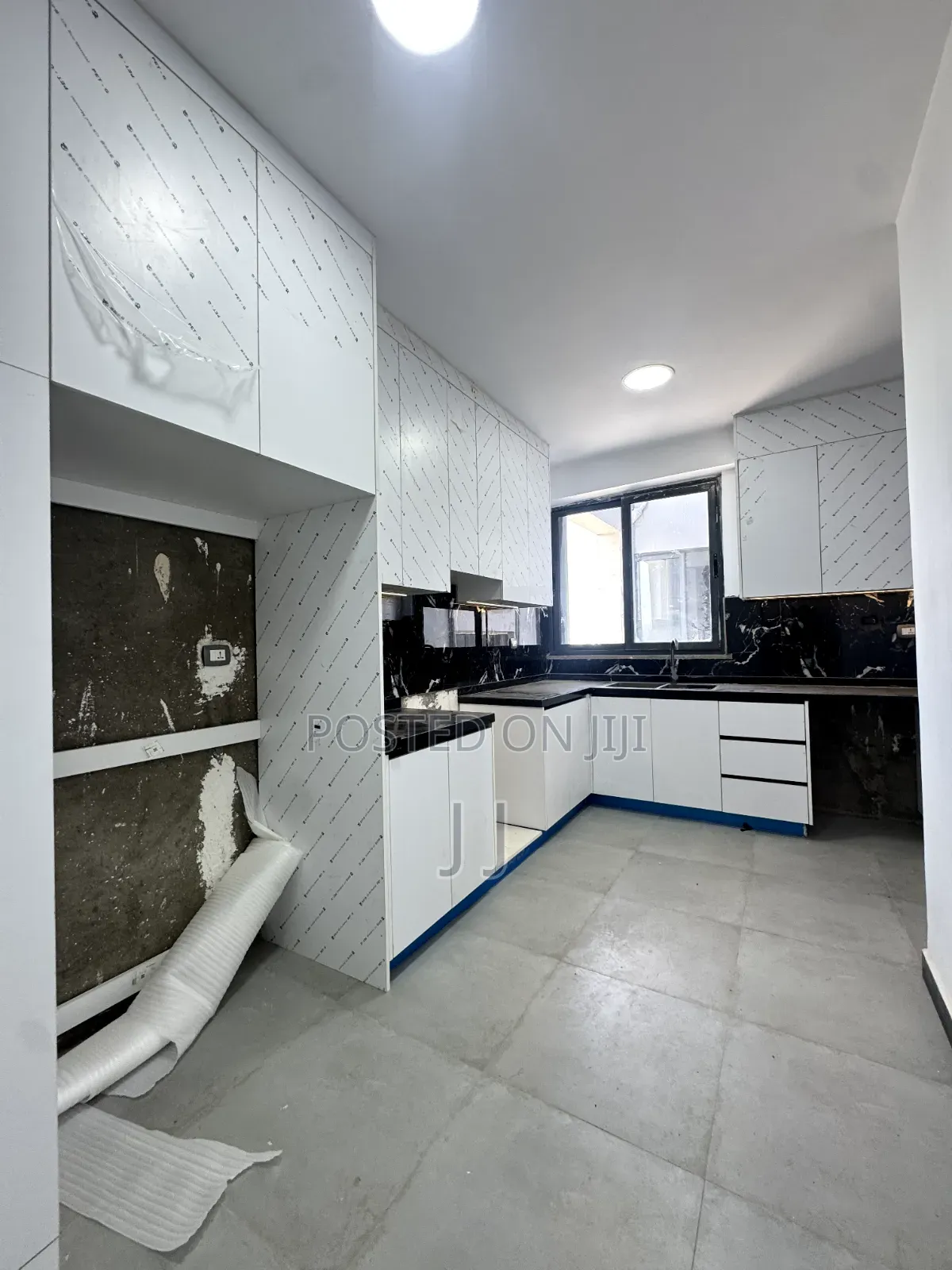 3bdrm Apartment in Bole for rent