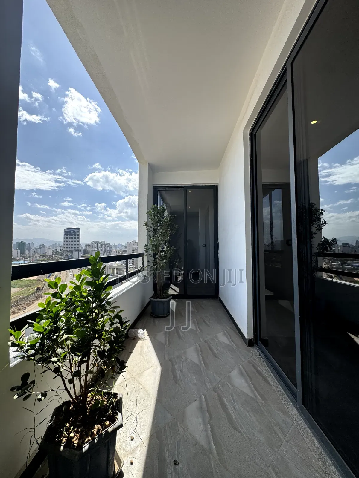 3bdrm Apartment in Bole for rent