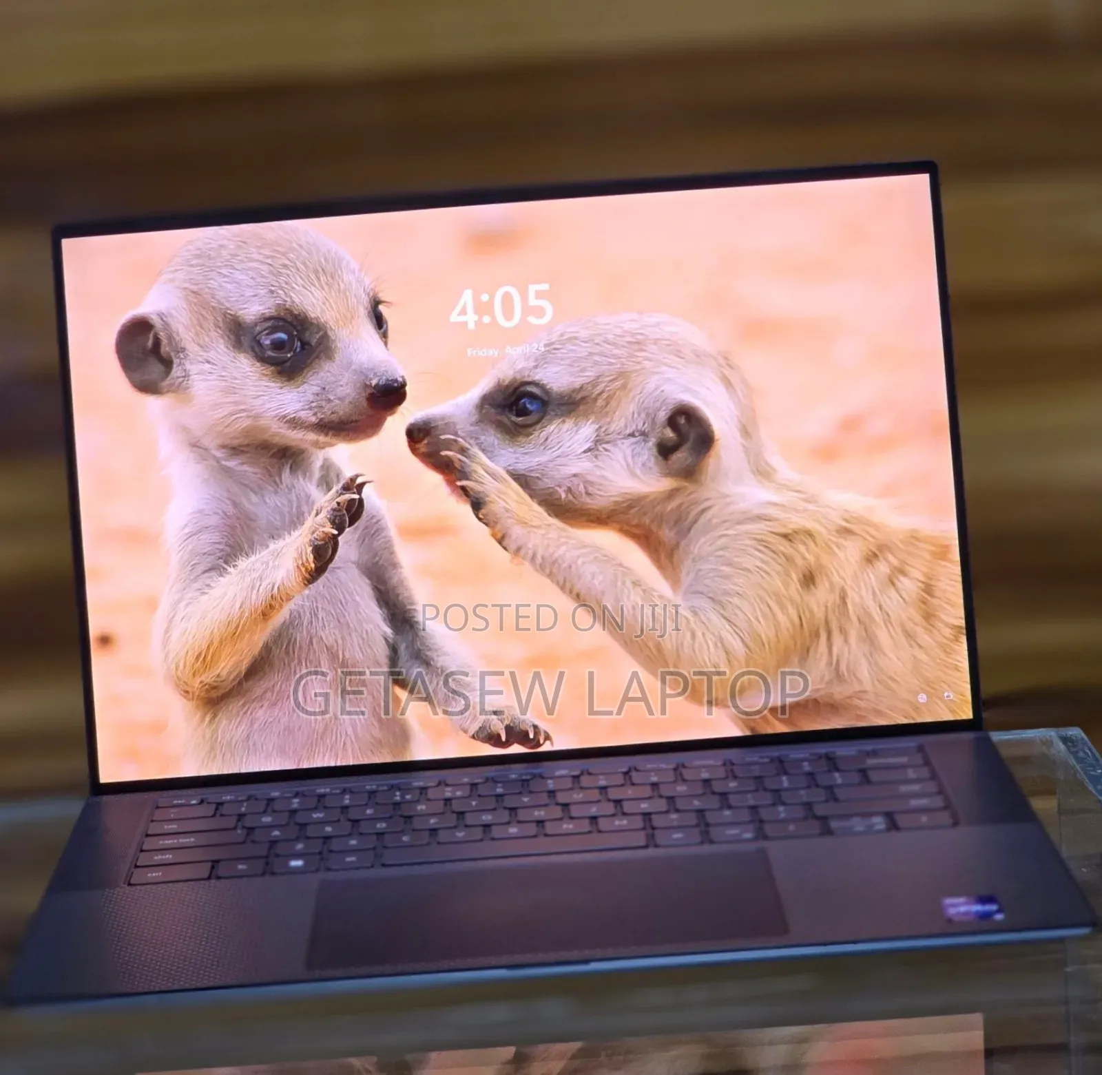 New Laptop Dell Inspiron 17 1750 8GB Intel Core i9 SSD 512GB