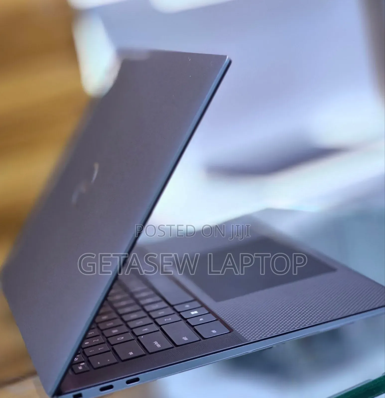 New Laptop Dell Inspiron 17 1750 8GB Intel Core i9 SSD 512GB