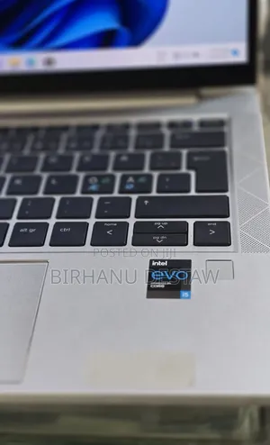 New Laptop HP EliteBook 830 G8 16GB Intel Core i5 SSD 512GB