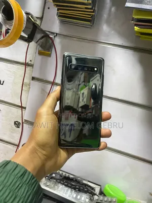 Samsung Galaxy S10 5G 256 GB Black