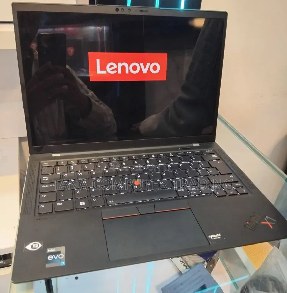 New Laptop Lenovo ThinkPad X1 Carbon 16GB Intel Core i7 SSD 512GB