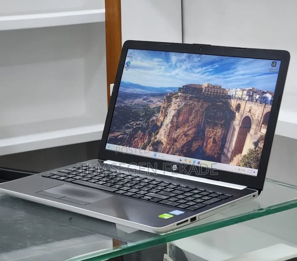 New Laptop HP Stream Notebook 8GB Intel Core i7 SSD 1T