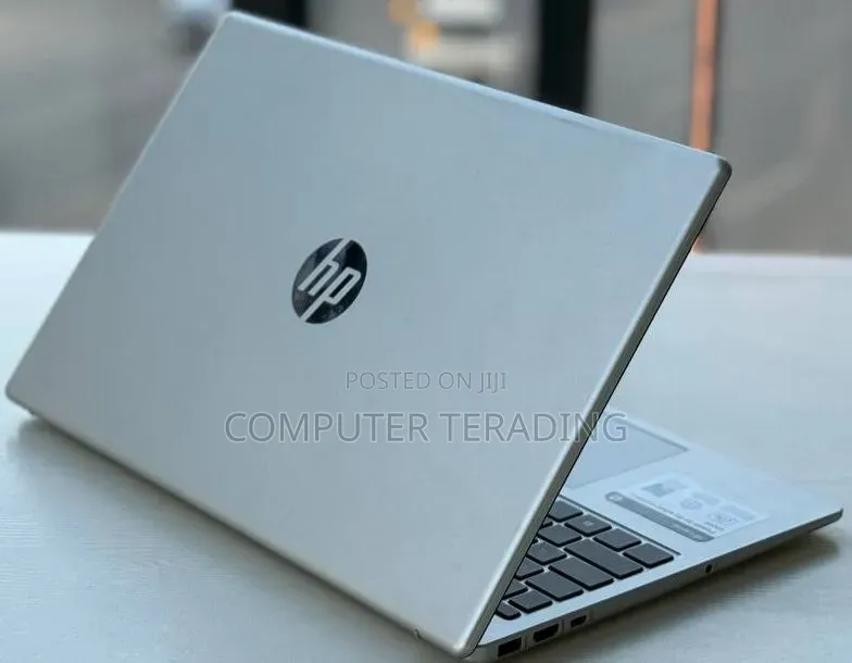 New Laptop HP Stream Notebook 8GB Intel SSD 128GB