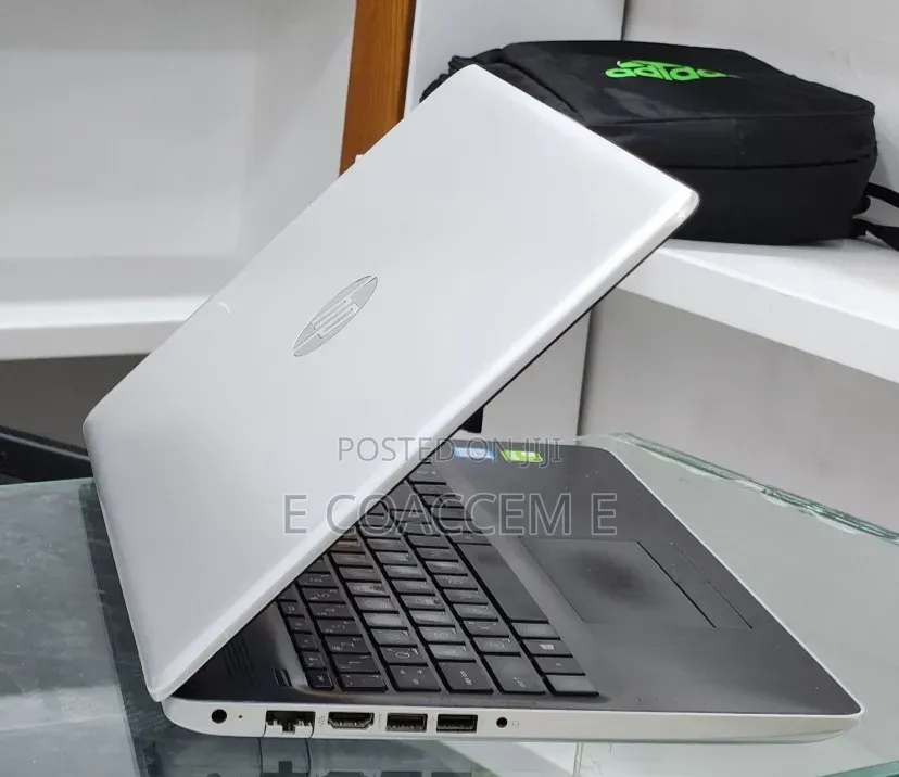 Laptop HP Stream Notebook 8GB Intel Core i7 HDD 1T