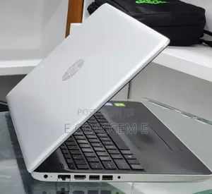 Laptop HP Stream Notebook 8GB Intel Core i7 HDD 1T